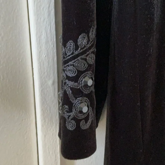 Velvet Topper - Picture 6 of 10